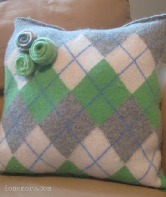 argyle felted wool sweater pillow l 4onemore.com