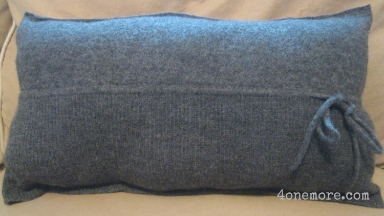 sweater pillow l 4onemore.com